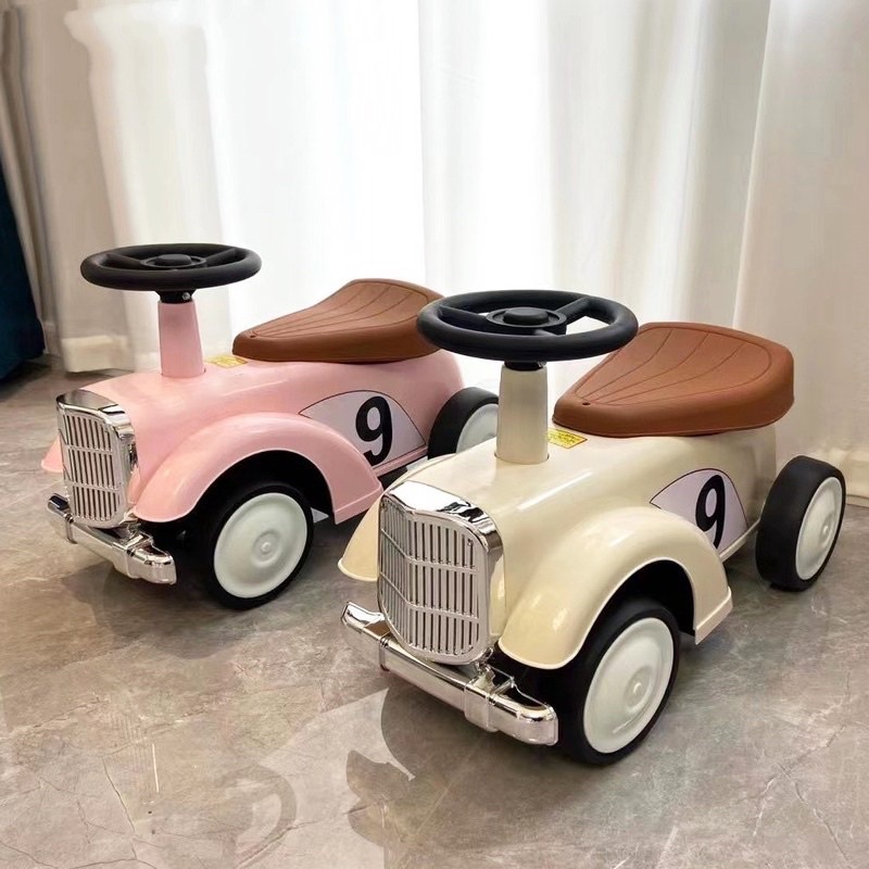 Xe chòi chân ô tô phiên bản cao cấp có nhạc cho bé