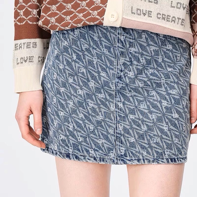 Chân váy bò Dazzle