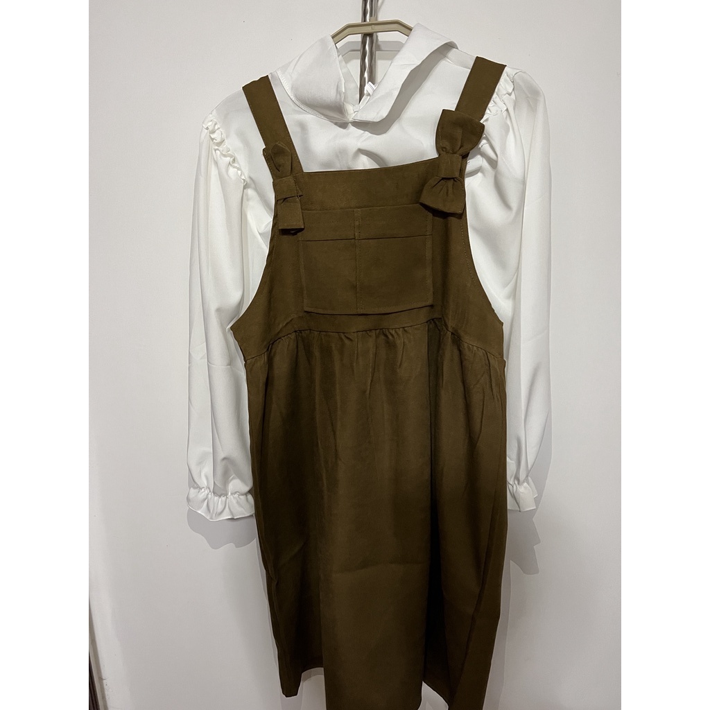 Set Áo Sơ Mi Tay Dài Cổ Búp Bê Phối Bèo + Váy Yếm Dáng Rộng Thời Trang Thu Đông Mới Cho Nữ