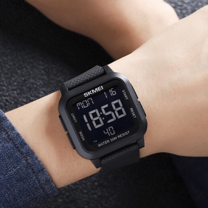 Đông hồ nam điện tử mặt vuông SKMEC chính hãng dây caosu chống nước 3ATM