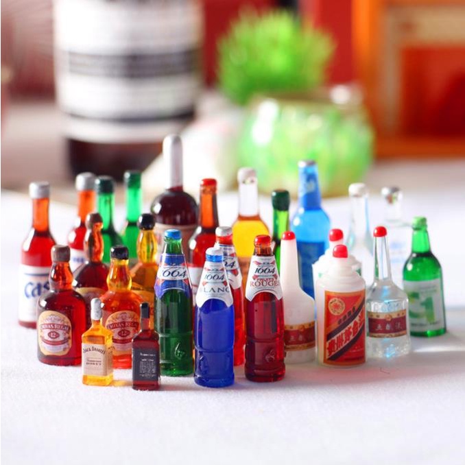 Mô Hình Bình Nước mini Bằng Nhựa Dùng Trang Trí Nhà Búp Bê