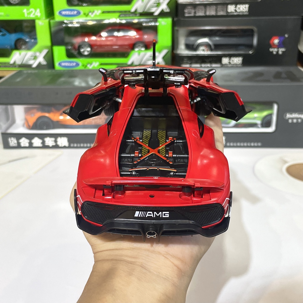 Mô hình xe hợp kim MERCEDES-AMG ONE tỉ lệ 1:24 hãng JINLIFANG 4 màu