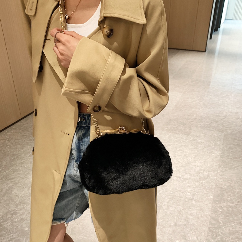 Mischa Túi Đeo Chéo Vai Màu Trơn Chất Liệu Lông Đơn Giản Thời Trang Thu Đông
