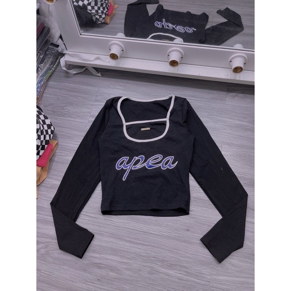 Áo Thun Croptop Tay Dài APEA Viền Cổ U Hình thật cuối