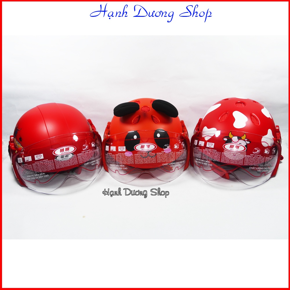 Mũ bảo hiểm dành cho bé có kính chắn bụi bảo vệ mắt, chất liêu nhựa chắt chắn phù hợp cho cả bé nam và bé nữ