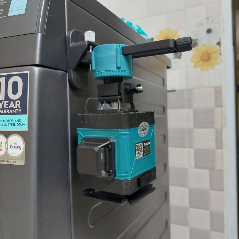 Giá treo tường nam châm cho máy bắn cốt 12 tia - máy cân bằng laser