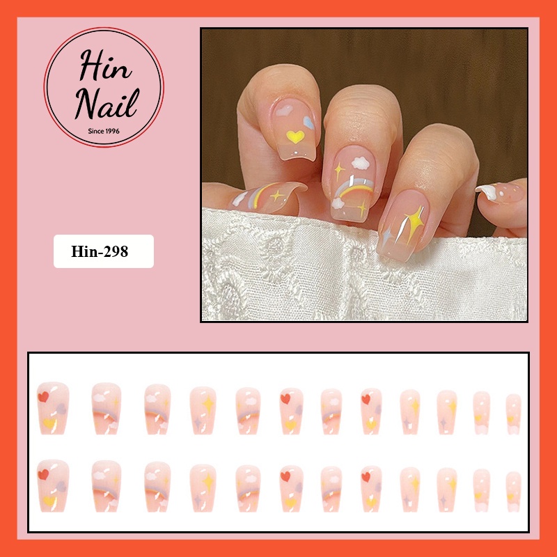 Móng tay giả Hin Nail màu hồng họa tiết bắt mắt