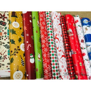 2 tờ Giấy gói quà Giáng Sinh