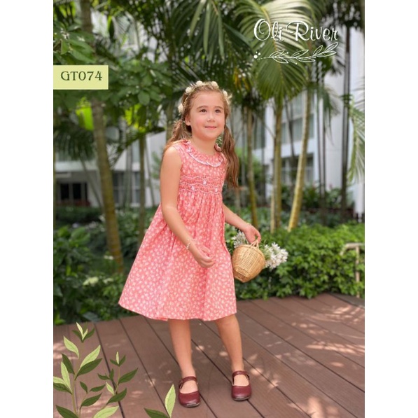 Đầm smock oli river