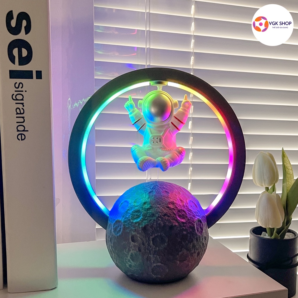 Loa Bluetooth Không Dây LED Thay Đổi Theo Nhạc Kiêm Đèn Ngủ, Loa Bluetooth Phi Hành Gia Bay 5.0 Cao Cấp Siêu Bass