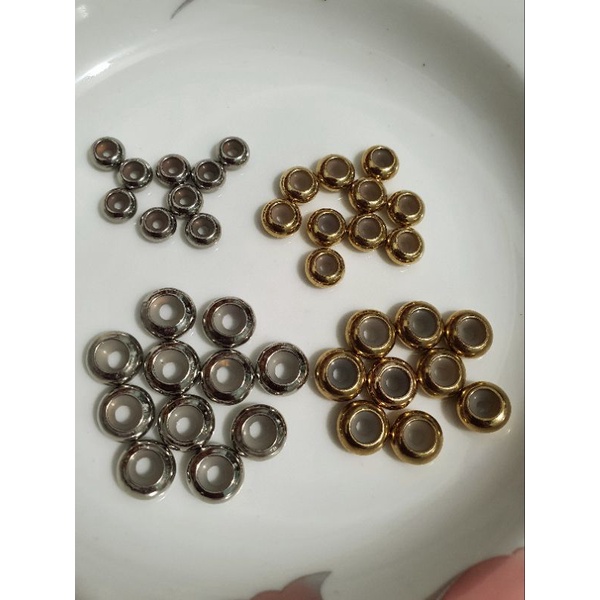 Nút tròn xỏ chặn 2 đầu dây có thể thu nới
