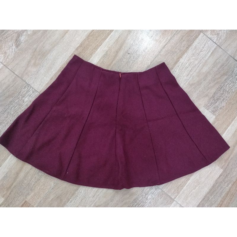 pass Chân váy dạ đỏ mận size S