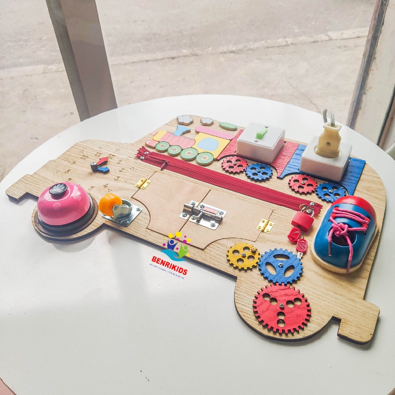 Bảng Bận Rộn Busy board Đồ Chơi Gỗ Thông Minh,Bảng Bận Rộn Hình Ô tô Kèm Đoàn Tàu Cho Bé Phát Triển Các Kỹ Năng Cơ Bản