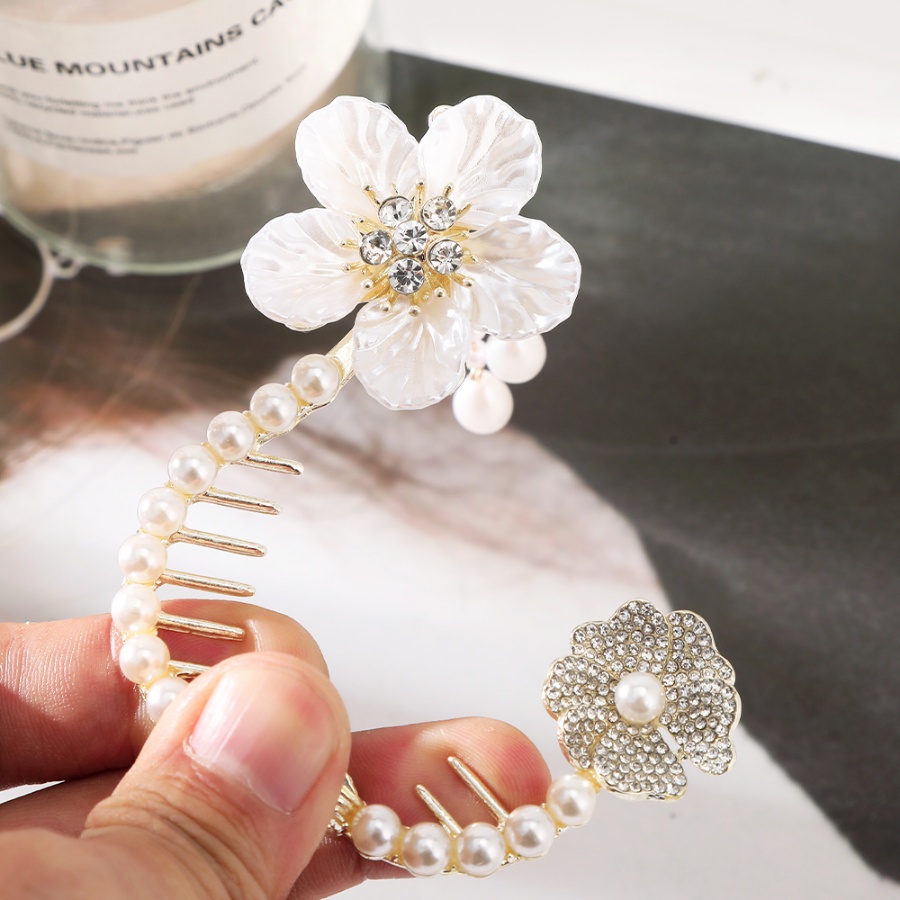 Kẹp Tóc Tua Rua Hình Hoa Bướm Đính Đá &amp; Ngọc Trai Bằng Hợp Kim Phong Cách Hàn Quốc Mới