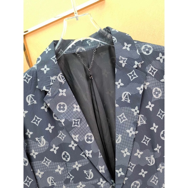 Áo khoác vest nam lịch lãm thời thượng hoạ tiế logo Louis Vuitton LV cao cấp 2022
