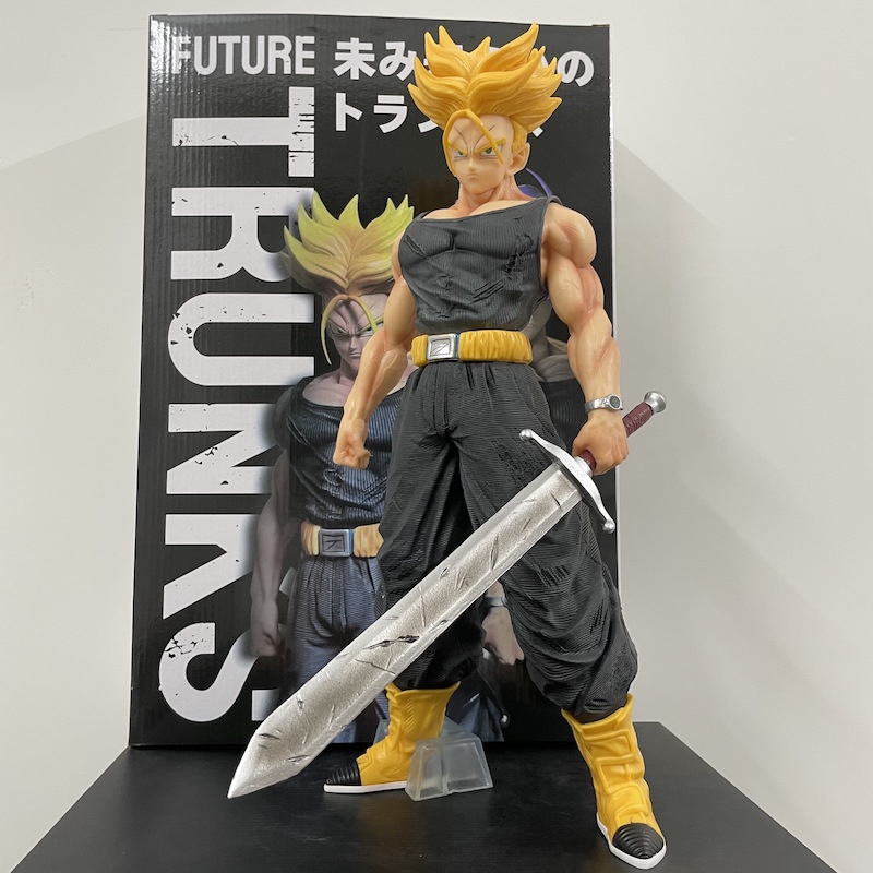 Mô hình Trunks 42cm cầm kiếm siêu đẹp