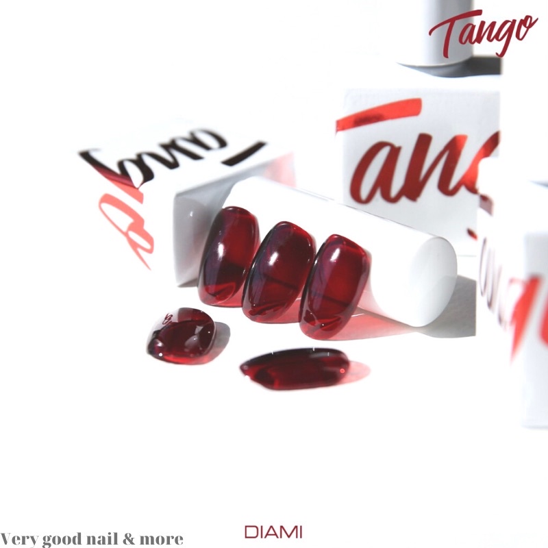 Diami - Sơn gel thạch Tango màu Deep Blood (1 chai)