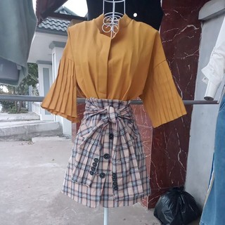 Sét bộ áo sơ mi và chân váy