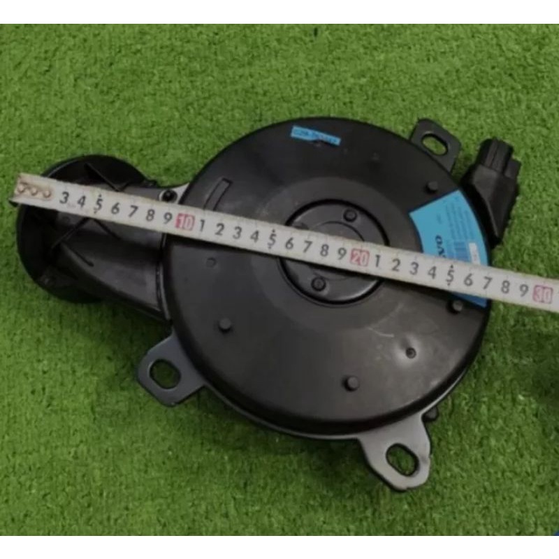 Súp gầm xe hơi 16cm V O L V O 2 cầu hát hay. Giá 1 cái