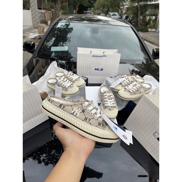 GIÀY SNEAKER MỜ LỜ BÊ M,L,B MONO NÂU FULL BOX CAO CẤP