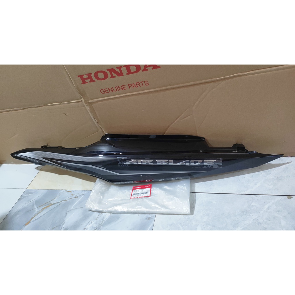 Bộ ốp sườn bên trái - ốp thân HONDA AIR BLADE 125 năm 2014 màu Đen xám. *NHA62B* (83650K27V60ZA)