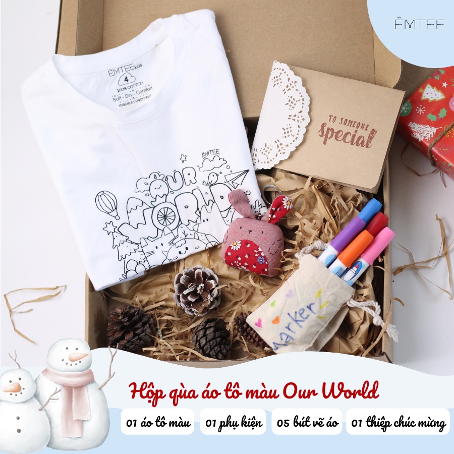 Hộp quà áo tô màu Our world + 5 bút, bộ sticker và thú bông cho bé
