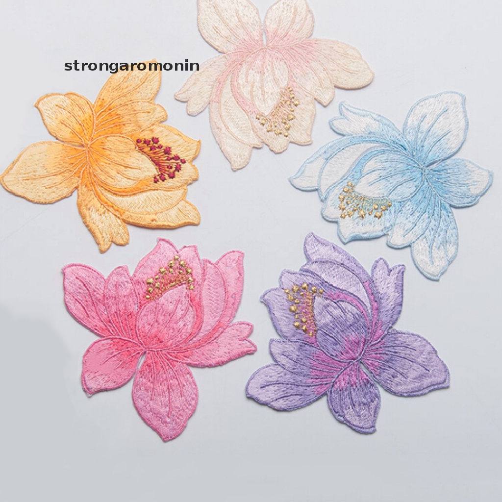 Sticker Ủi Thêu Hình Hoa Sen
