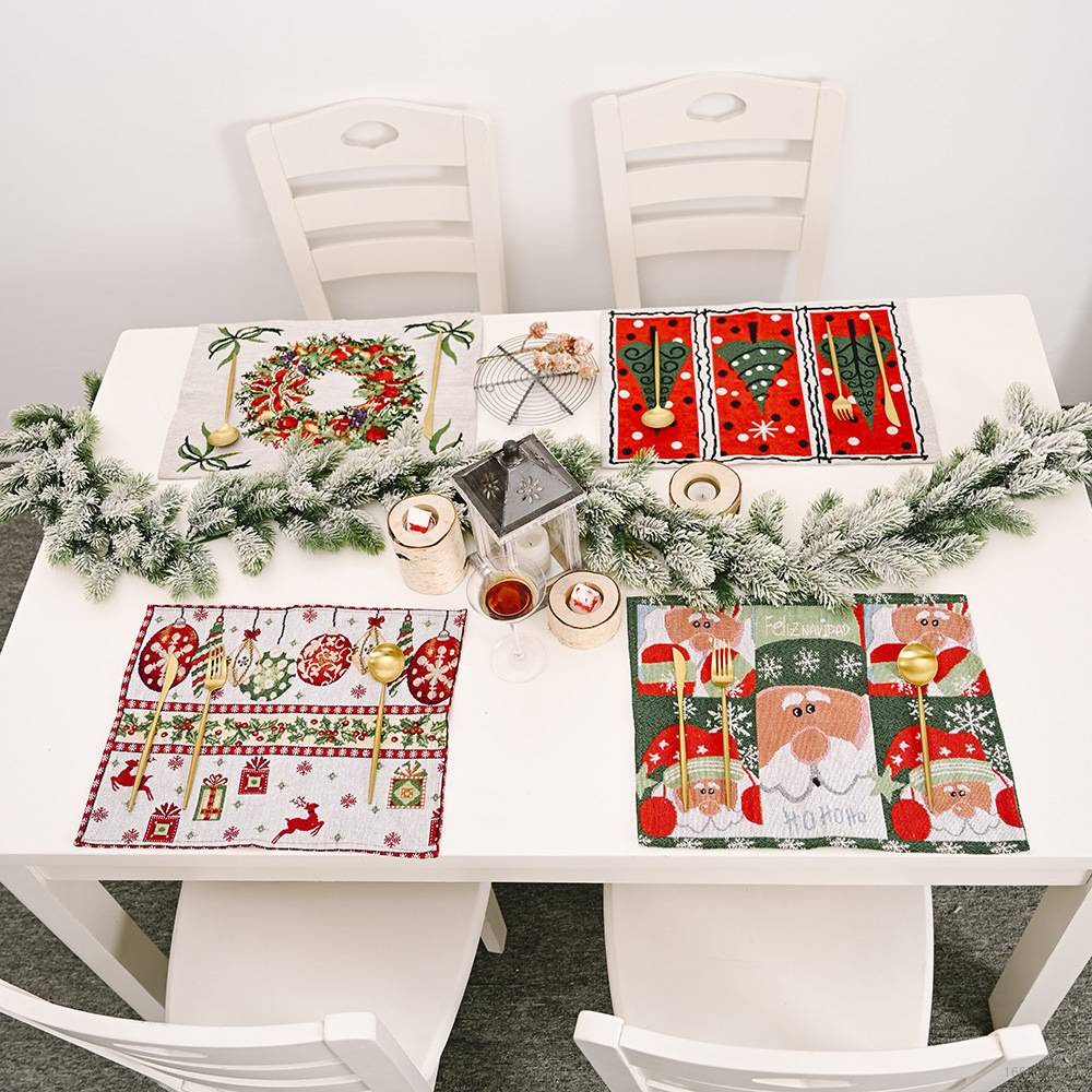Khăn Trải Bàn Ăn Đan Len Hình Ông Già Noel / Nai Sừng Tấm Sáng Tạo NS3