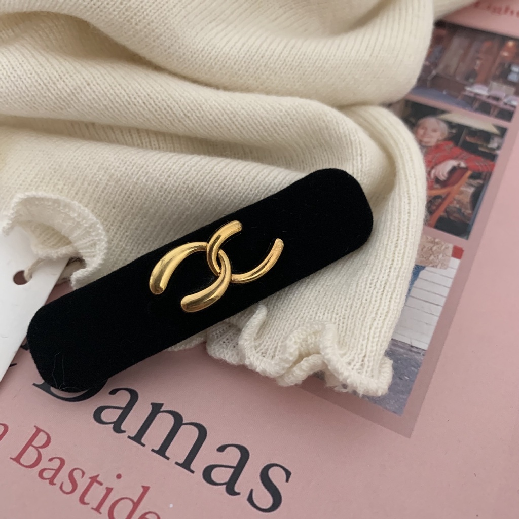 Kẹp Tóc Nhung Đính Chữ Kim Loại Thời Trang Thu Đông Cho Nữ