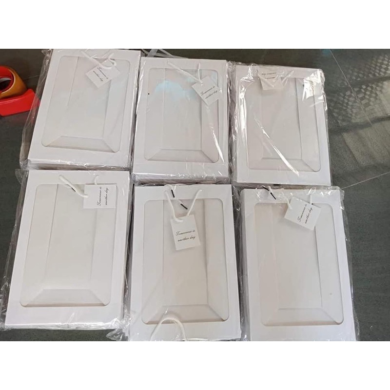 Set 02 Túi giấy mặt kính đựng hoa, bóng, quà tăng size 25x35cm
