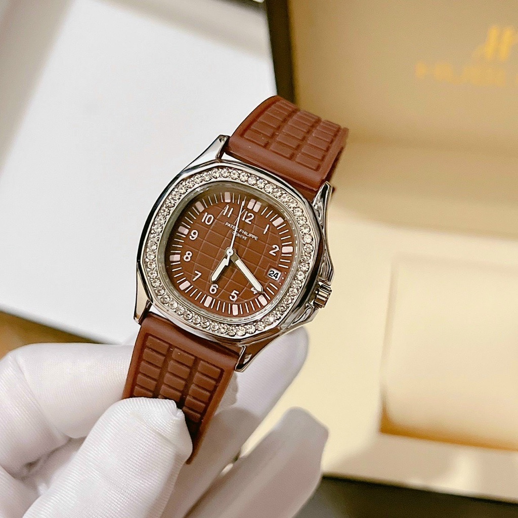 Đồng Hồ Nữ PATEK_PHILIPP Dây Cao Su - Viền Nạm Đá