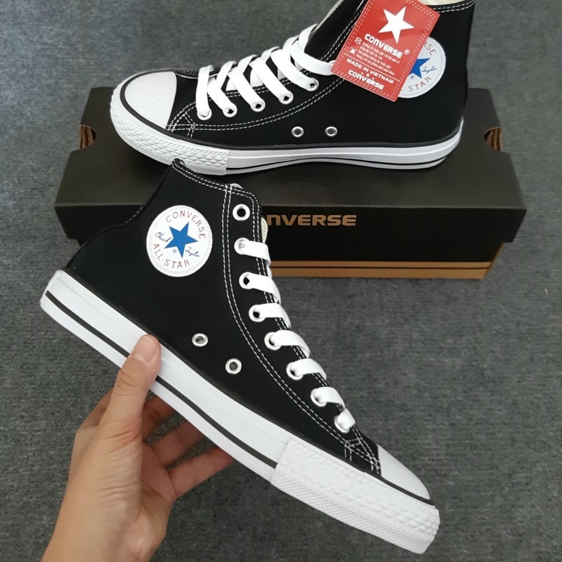 Giày Converse màu đen cổ cao