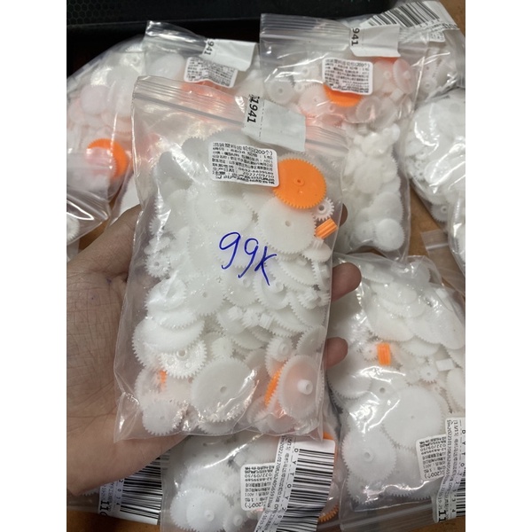 Bộ bánh răng 200 cái DIY