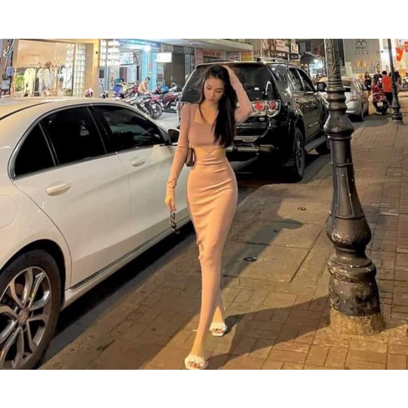 Đầm body midi tay dài cổ vuông khoét xẻ eo