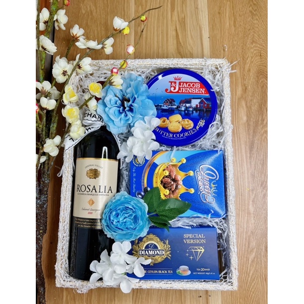 Combo quà Tết cao cấp, set quà sang trọng dành tặng người thân, bạn bè, đối tác GIÁ RẺ CHẤT LƯỢNG CAO