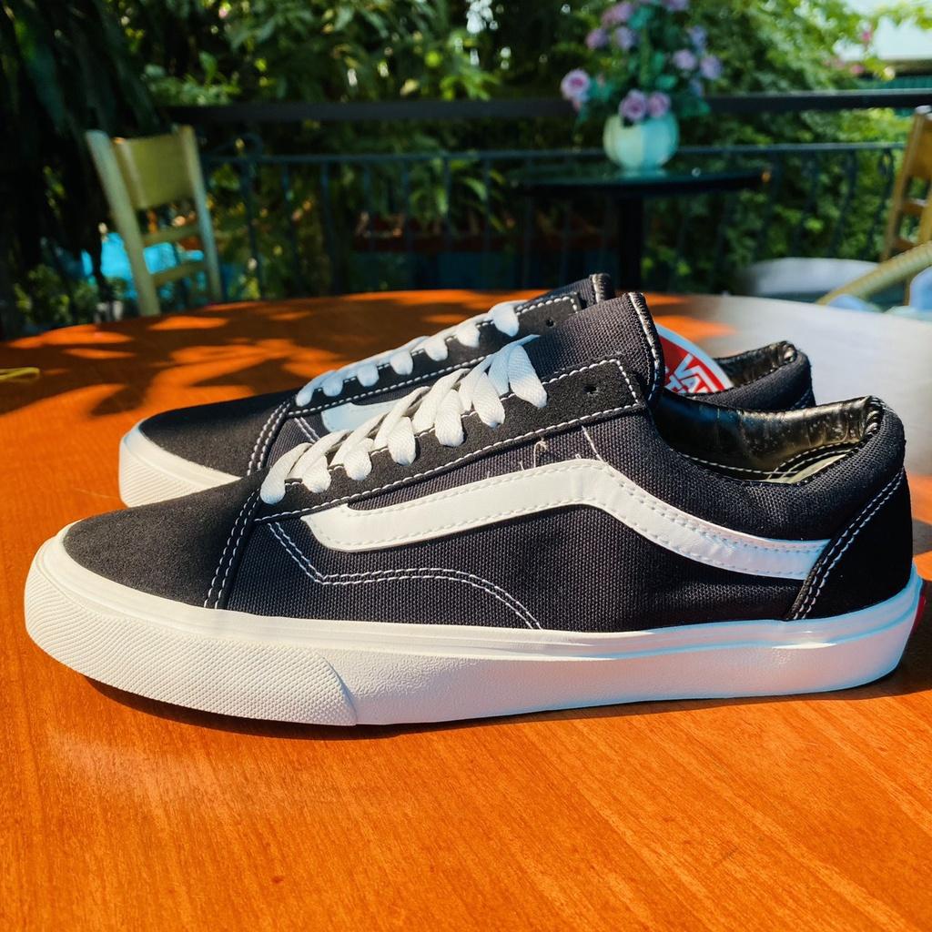 Giày Vans Vault Cực Phẩm Hút Ánh Mắt Người nhìn Đặc Biệt Con Gái
