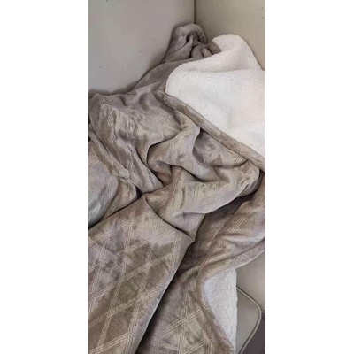 Chăn lông cừu Monte & Jardin