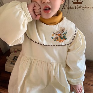 Váy Nhung trắng đỏ