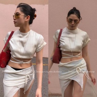 Lee Croptop - áo croptop lụa satin hở lưng