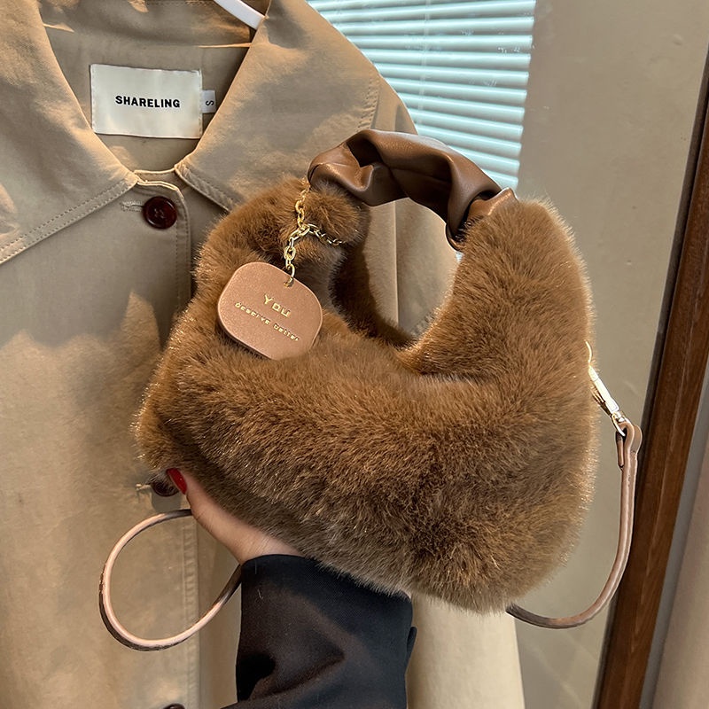 Túi Đeo Vai Phủ Lông Thời Trang Thu Đông Màu Sắc Tinh Tế Kích Thước 22 x 17 x 9 - Balo Đeo Vai Đẹp Cho Nữ