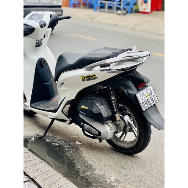 Tem sticker racing loại decal in thường và in siêu trong cao cấp, chống thấm nước,  chịu nhiệt tốt