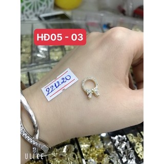 Charm nail gắn móng tay