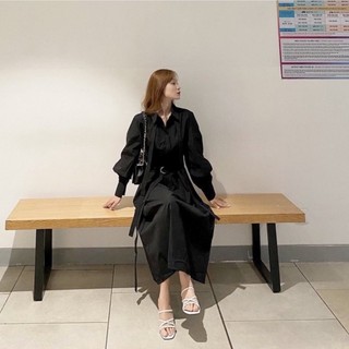 Đầm đen tay phồng Thiết kế