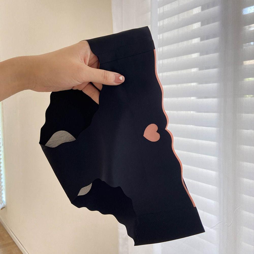 Quần Lót Cotton Màu Trơn In Họa Tiết Trái Tim Thoải Mái Dành Cho Nữ