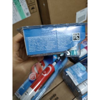 Bàn chải điện Oral-B cho bé