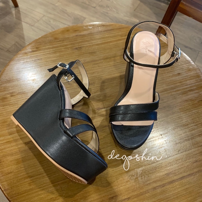 Giày sandal nữ, giày sandal đế xuồng 12cm Degoshin - tôn dáng, nhẹ êm và chắc chân