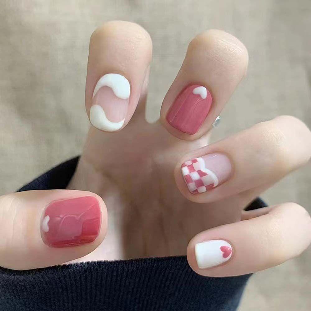 Móng Tay Giả Ngắn Dạng Nhấn Trang Trí Hình Trái Tim Thời Trang Cho Nữ