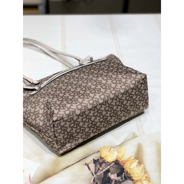 Túi Tote DKNY CASEY medium canvas