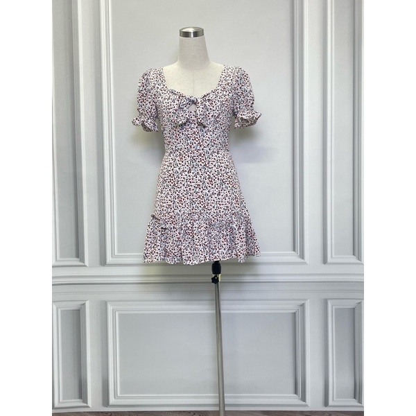 New nguyên tag Váy buộc nơ đuôi cá MIARITTA hàng hiệu chính hãng thời trang nữ V558 màu trắng đỏ size M thanh lý ký gửi