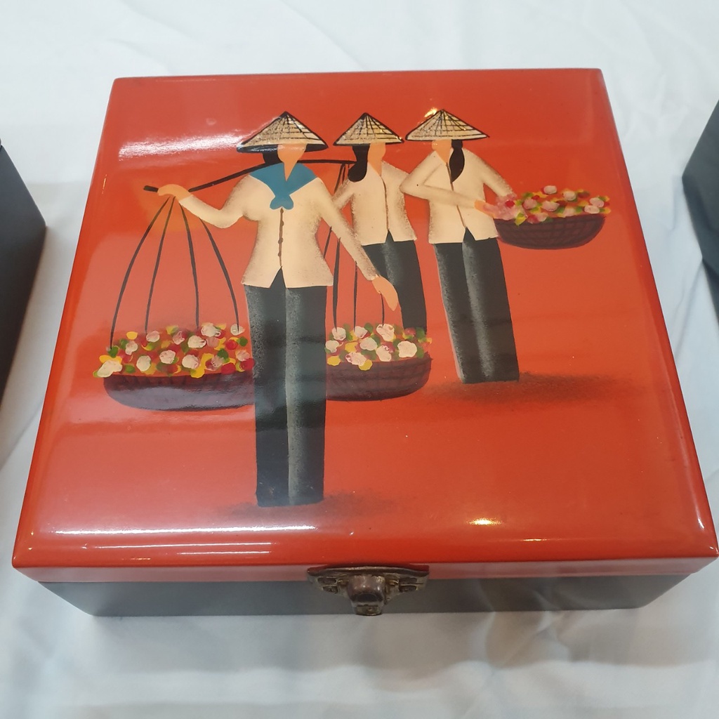 Hộp Trang Sức sơn mài Thanh Bình Lê cao cấp vuông 16.5x16.5x6 cm đựng đồ trang sức, vật dụng nhỏ phòng ngủ, trang trí